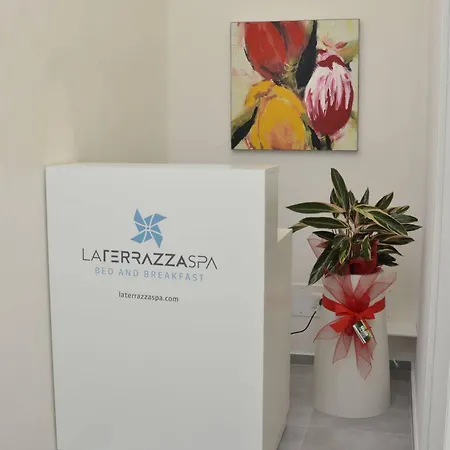 Alojamento de Acomodação e Pequeno-almoço La Terrazza 4*